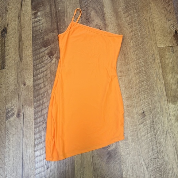 By the way Woman’s Orange One Shoulder Dress Size M - Picture 3 of 4